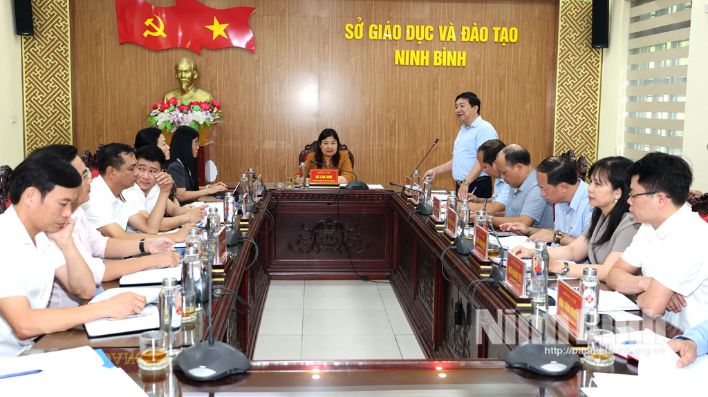 Quang cảnh hội nghị