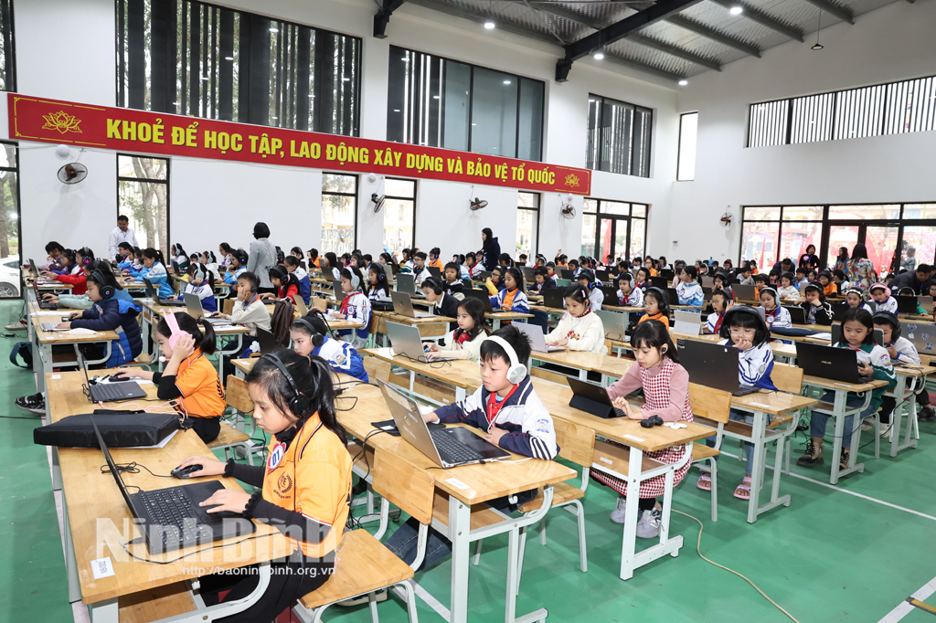 <div>Cuộc thi giao lưu “Tài năng tiếng Anh tiểu học cấp tỉnh” năm học 2024-2025</div>