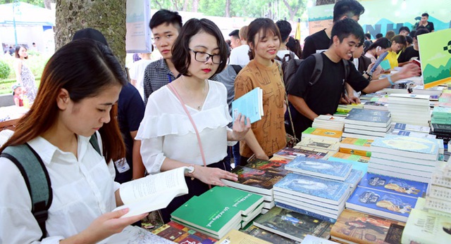 Tổ chức Ngày Sách và Văn hóa đọc Việt Nam lần thứ ba năm 2024- Ảnh 1. Tổ chức Ngày Sách và Văn hóa đọc Việt Nam lần thứ ba năm 2024- Ảnh 1.
