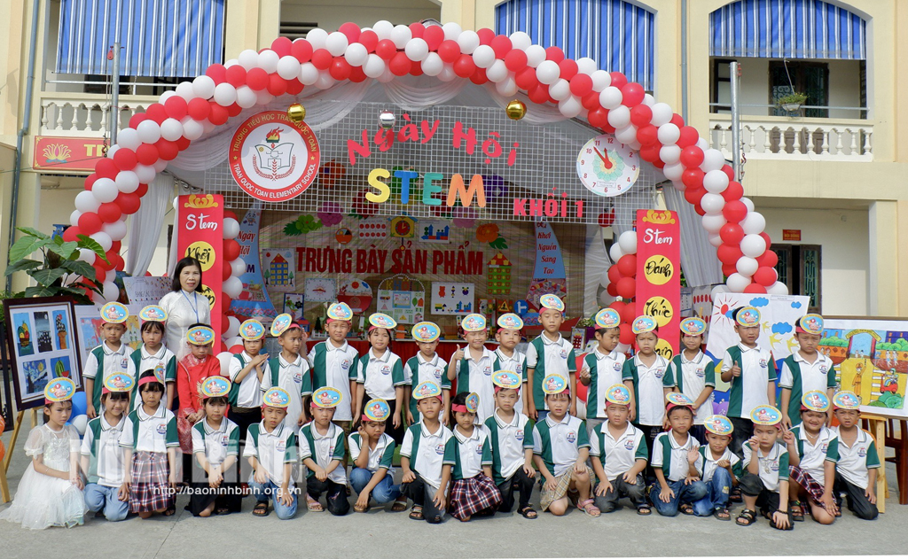 Tổng kết triển khai thí điểm giáo dục STEM cấp Tiểu học