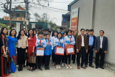 TRƯỜNG THCS LÊ HỒNG PHONG HÀNH TRÌNH VỀ NGUỒN – TRI ÂN MẸ VIỆT NAM ANH HÙNG