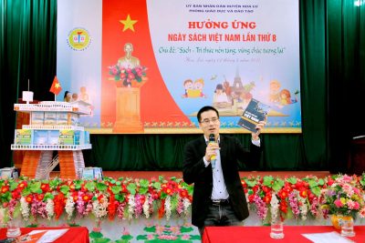 Phòng GD&ĐT huyện Hoa Lư, tổ chức ngày sách mở đầu cho hoạt động hưởng ứng ngày sách Việt Nam lần thứ 8