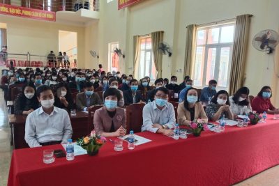 Phòng GDĐT huyện Gia Viễn, trường THCS Thị trấn Me tổ chức thành công chuyên đề cấp tỉnh môn Tiếng Anh tại nhà văn hóa thị trấn Me với chủ đề: Hoạt động trải nghiệm “Kể chuyện bằng tiếng Anh”