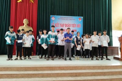 LỄ KẾT NẠP ĐOÀN VIÊN MỚI