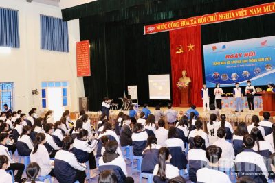 Ngày hội “Thanh niên Ninh Bình với văn hóa giao thông” năm 2021