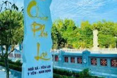 HỌC SINH TRƯỜNG THPT LÝ NHÂN TÔNG VỚI HỘI THI THIẾT KẾ SẢN PHẨM TRUYỀN THÔNG SỐ VỀ VĂN HOÁ  DI SẢN ĐỊA PHƯƠNG